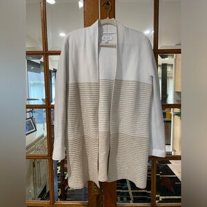 Elle neutral color block-sweater cardigan. Stretchy and comfortable. Size M.